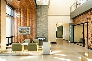 Lounge 2